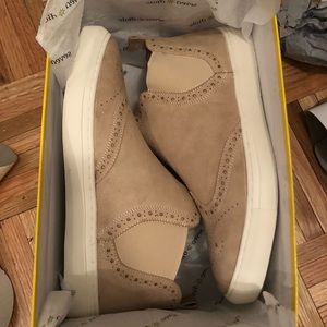 Seven Dials Darcy Wingtip Sneakers 9.5